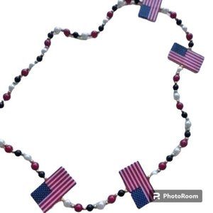 VTG American Flag Beaded Necklace Patriotic July 4th Parade Labor Memori…